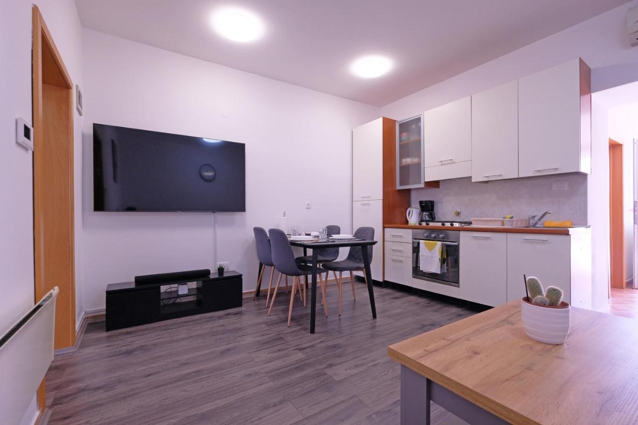 PUY Apartment Klea - Cosy, Near City Center מראה חיצוני תמונה